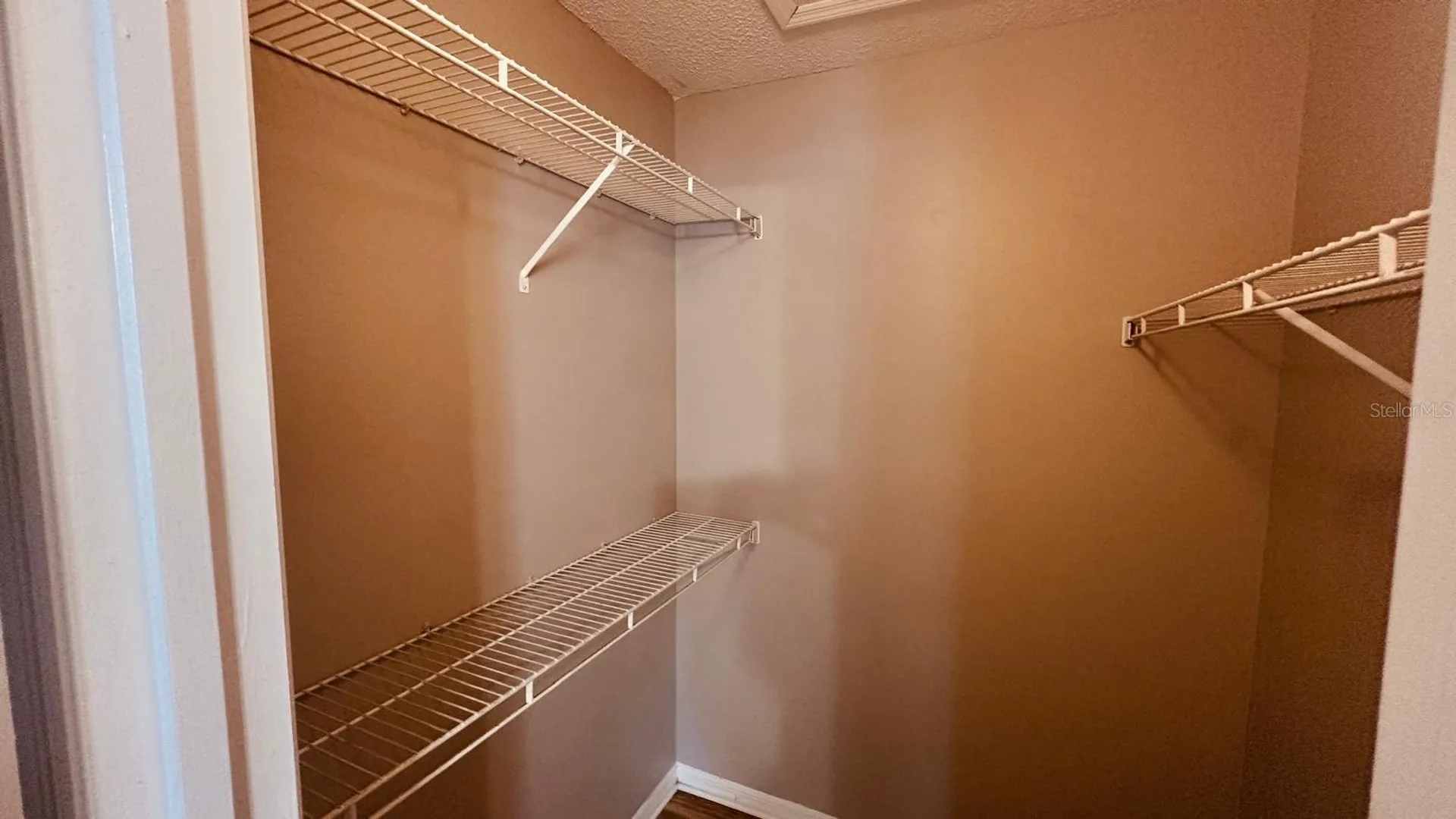 1087 S Hiawassee Road Orlando FL 32835