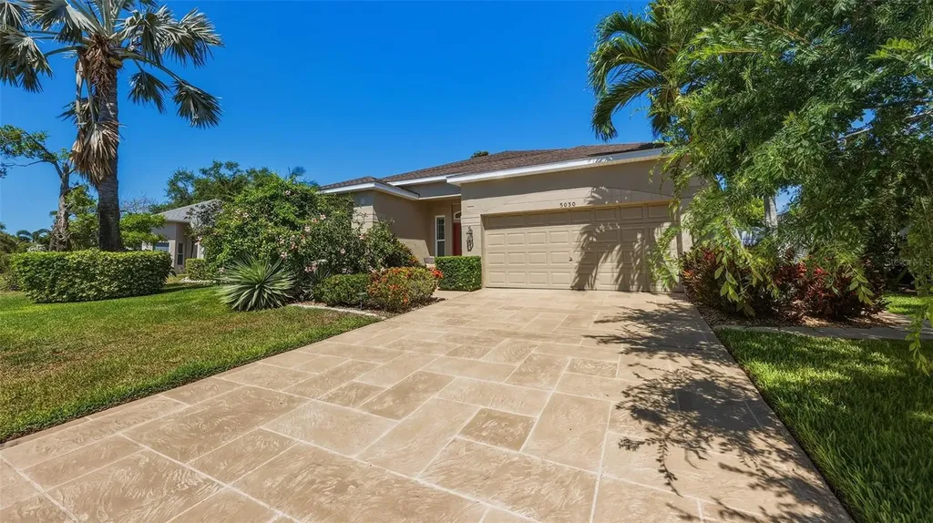 5030 W 44th Street Bradenton FL 34210