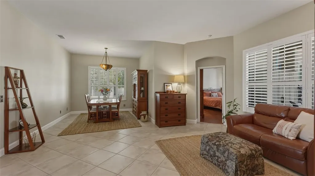 5030 W 44th Street Bradenton FL 34210