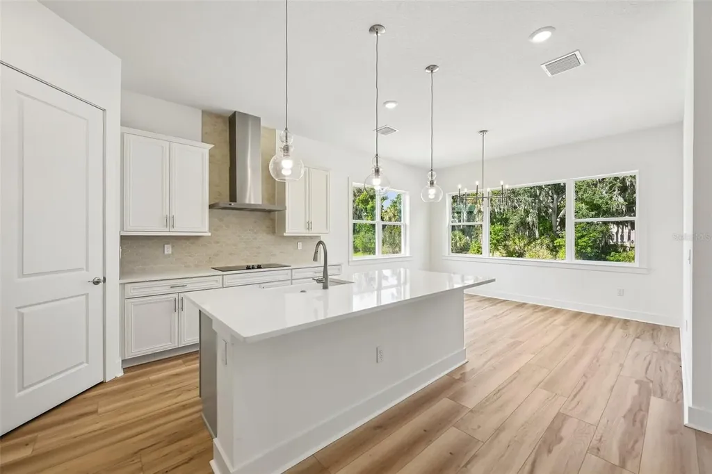 8213 Golden Beach Court Parrish FL 34219