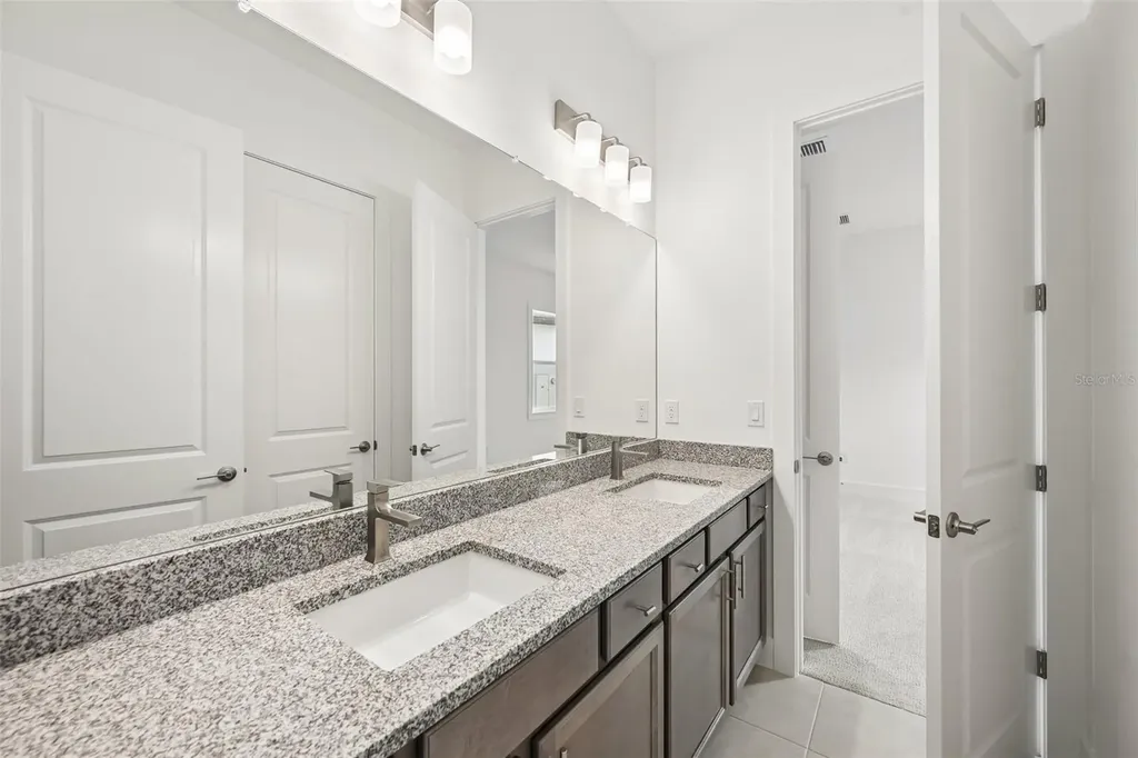 8213 Golden Beach Court Parrish FL 34219