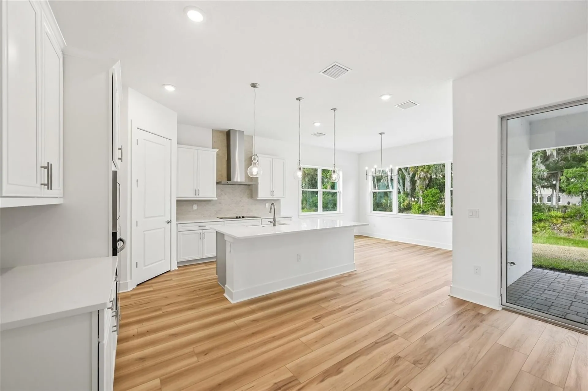 8213 Golden Beach Court Parrish FL 34219