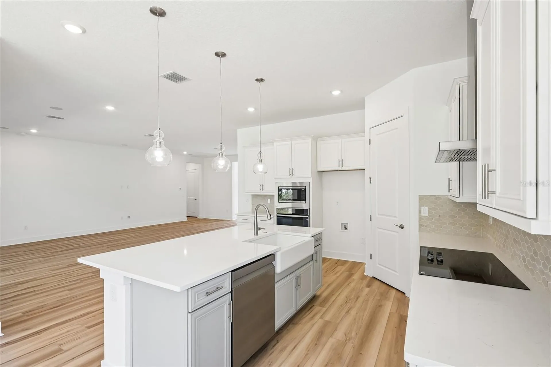8213 Golden Beach Court Parrish FL 34219