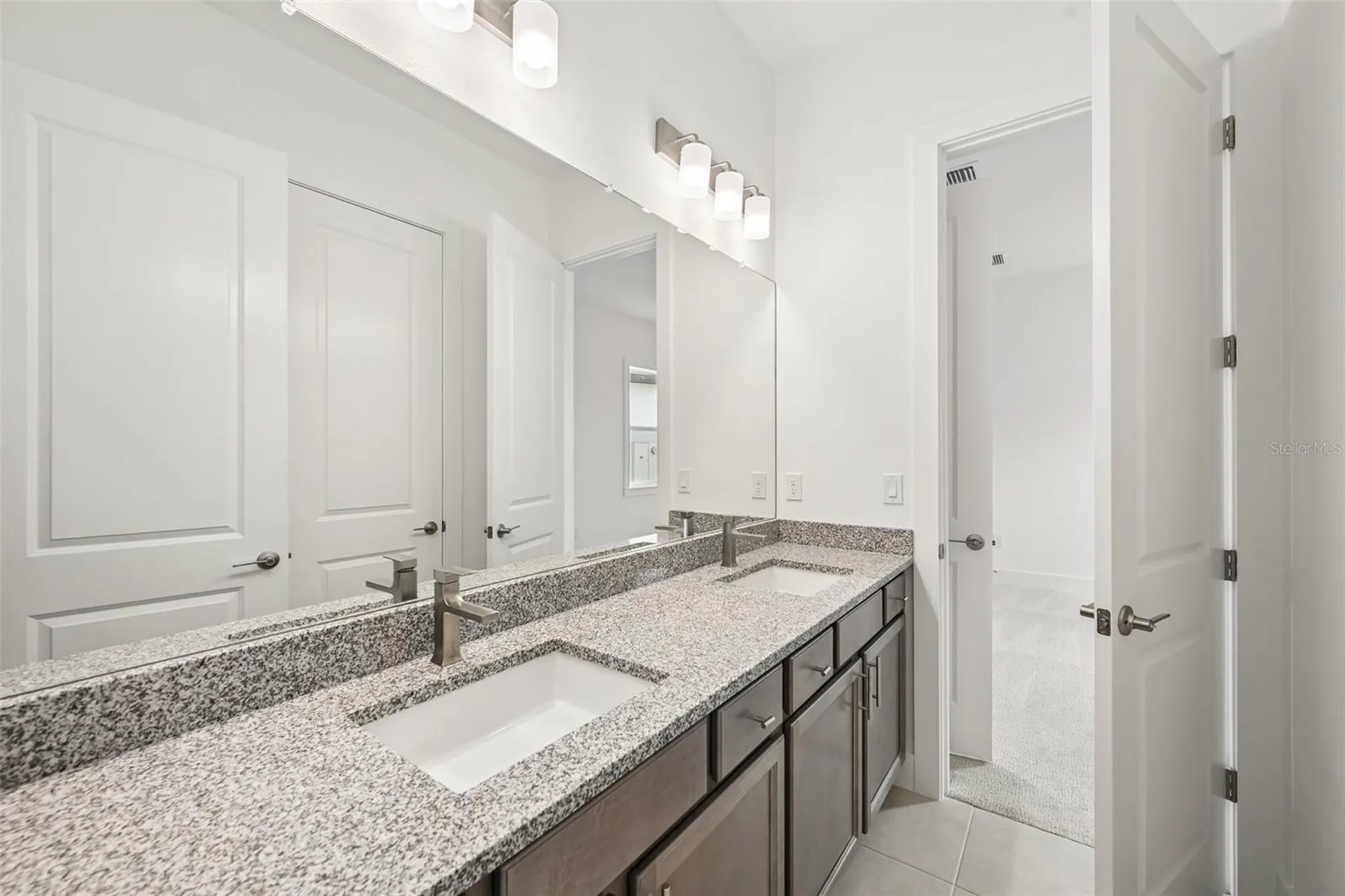 8213 Golden Beach Court Parrish FL 34219