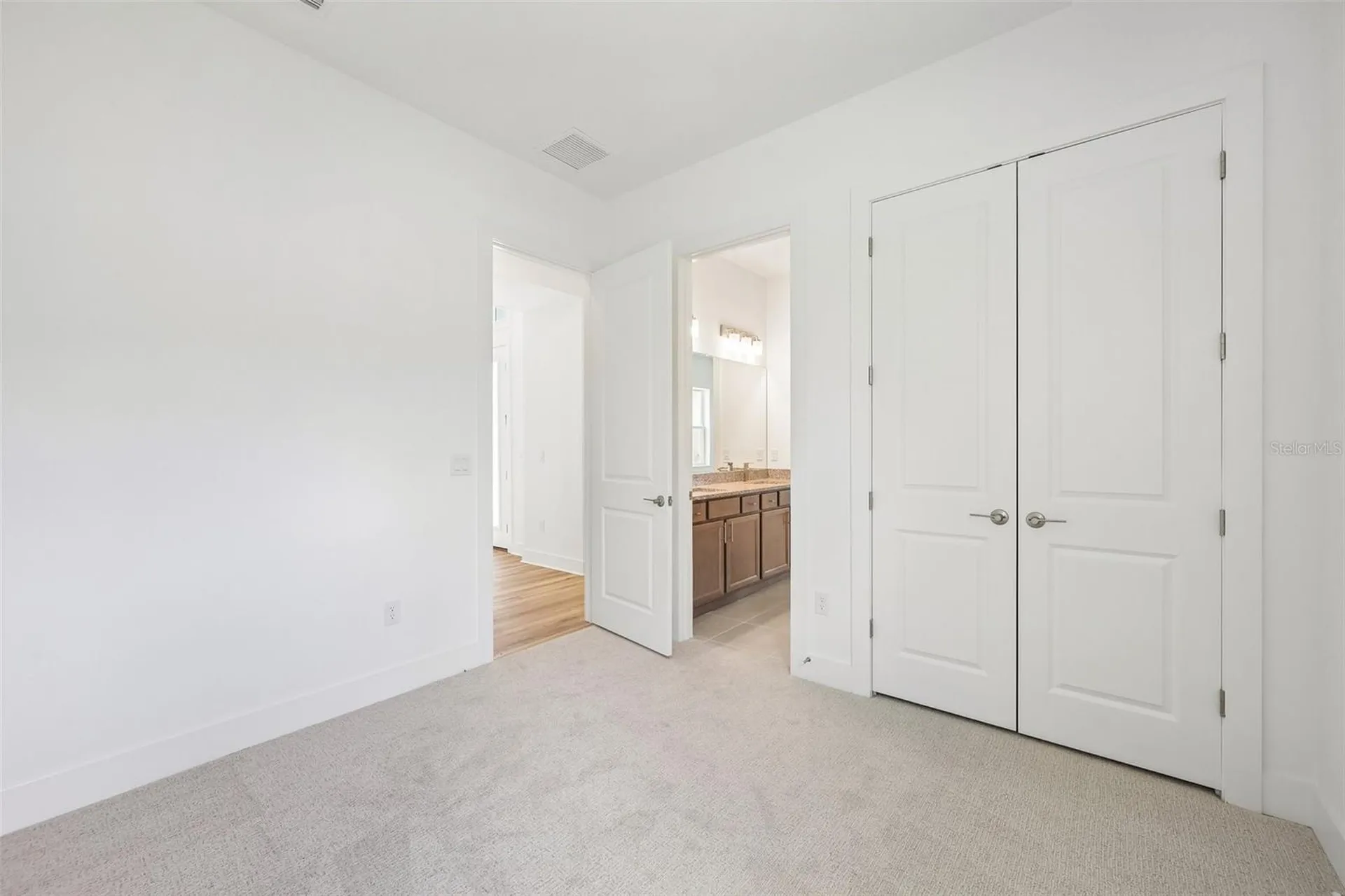 8213 Golden Beach Court Parrish FL 34219