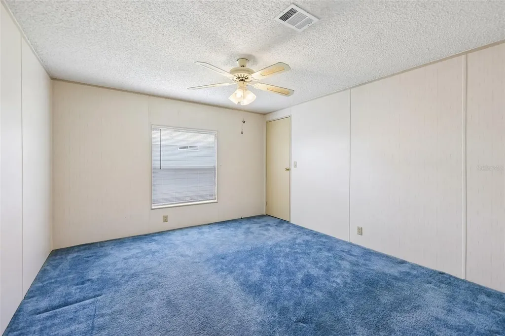 550 Saint Johns Road Tavares FL 32778