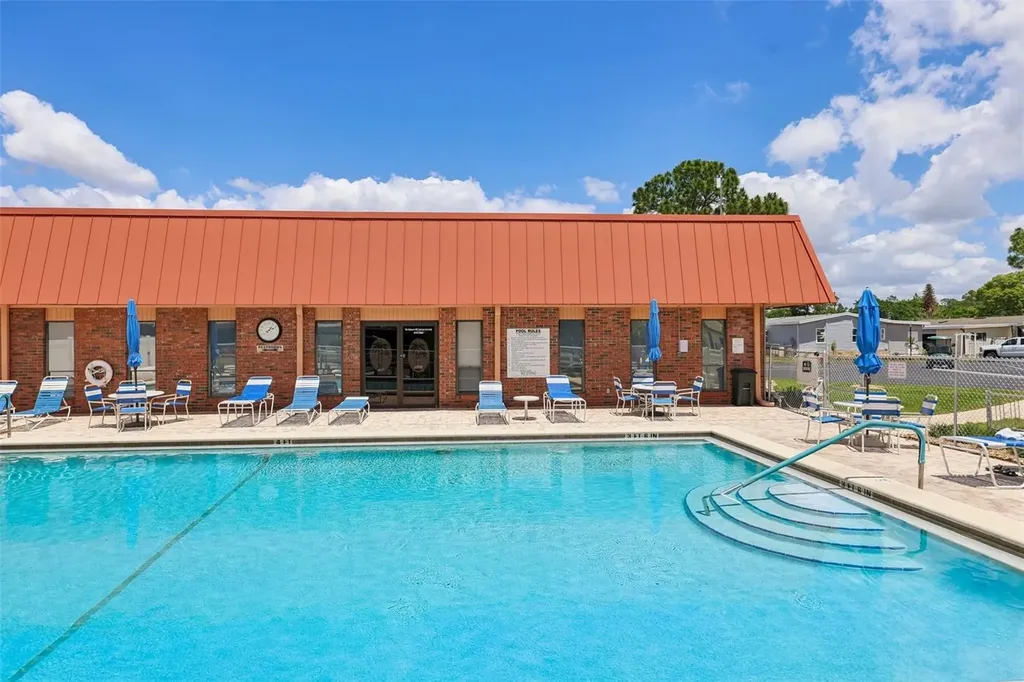 550 Saint Johns Road Tavares FL 32778