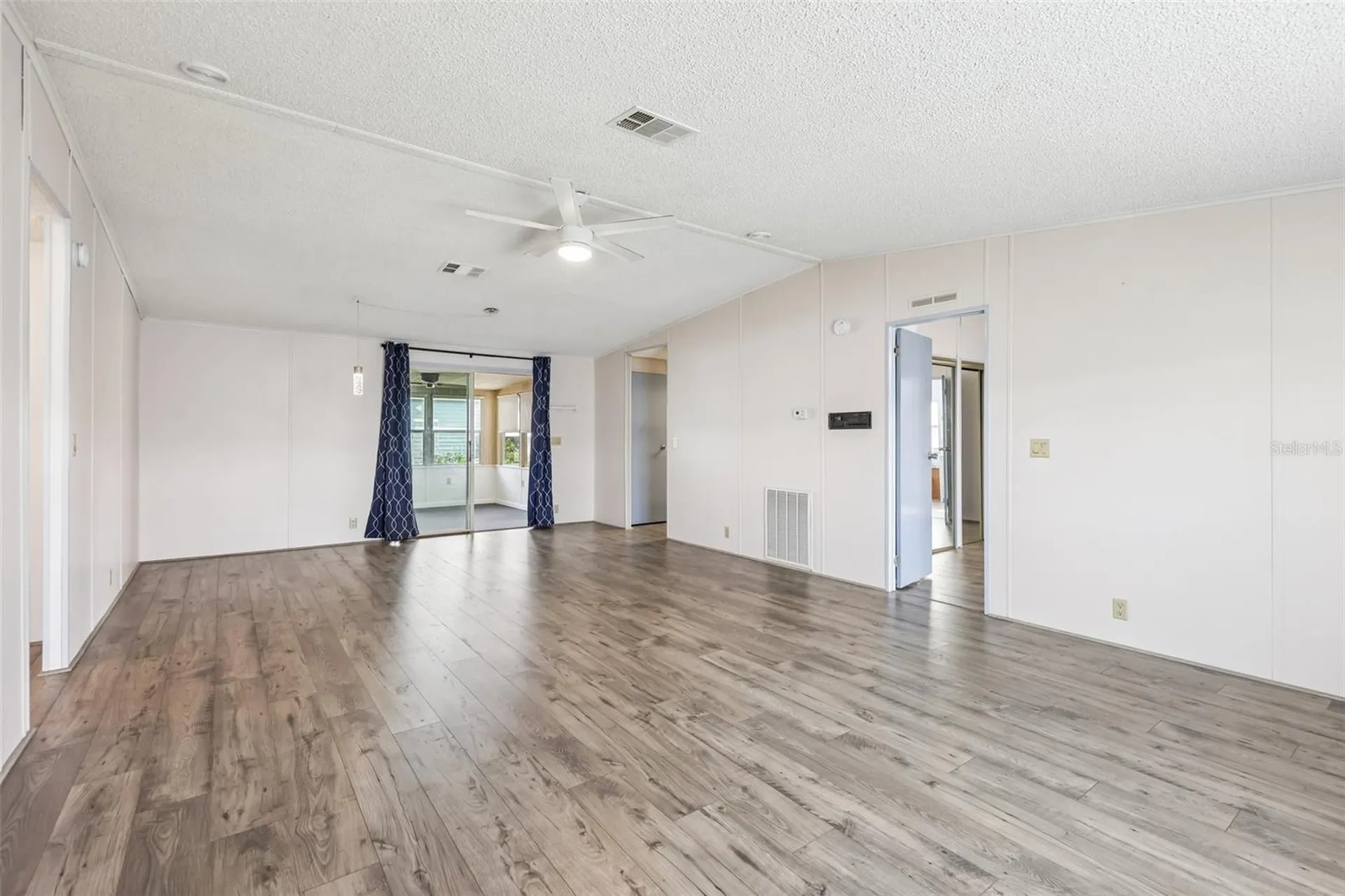 550 Saint Johns Road Tavares FL 32778