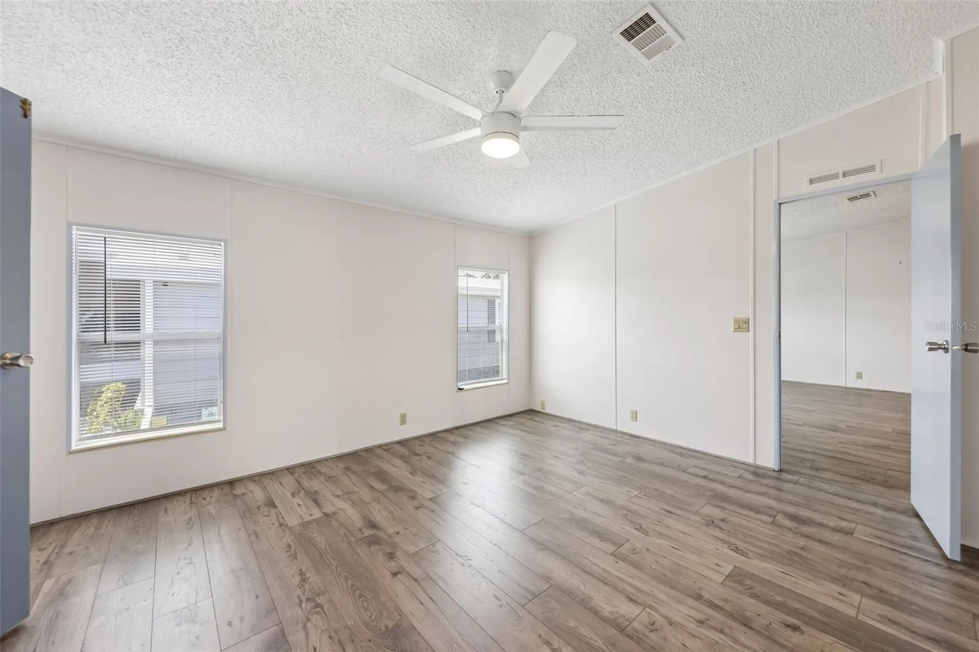 550 Saint Johns Road Tavares FL 32778
