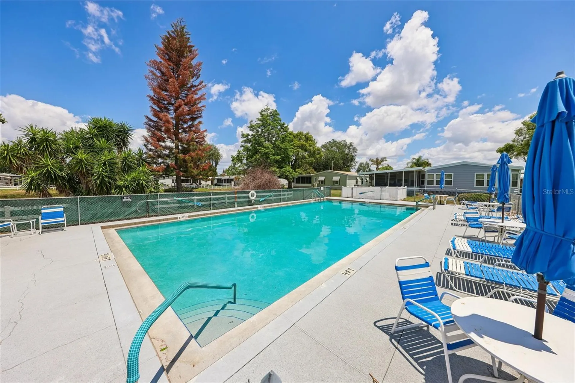 550 Saint Johns Road Tavares FL 32778