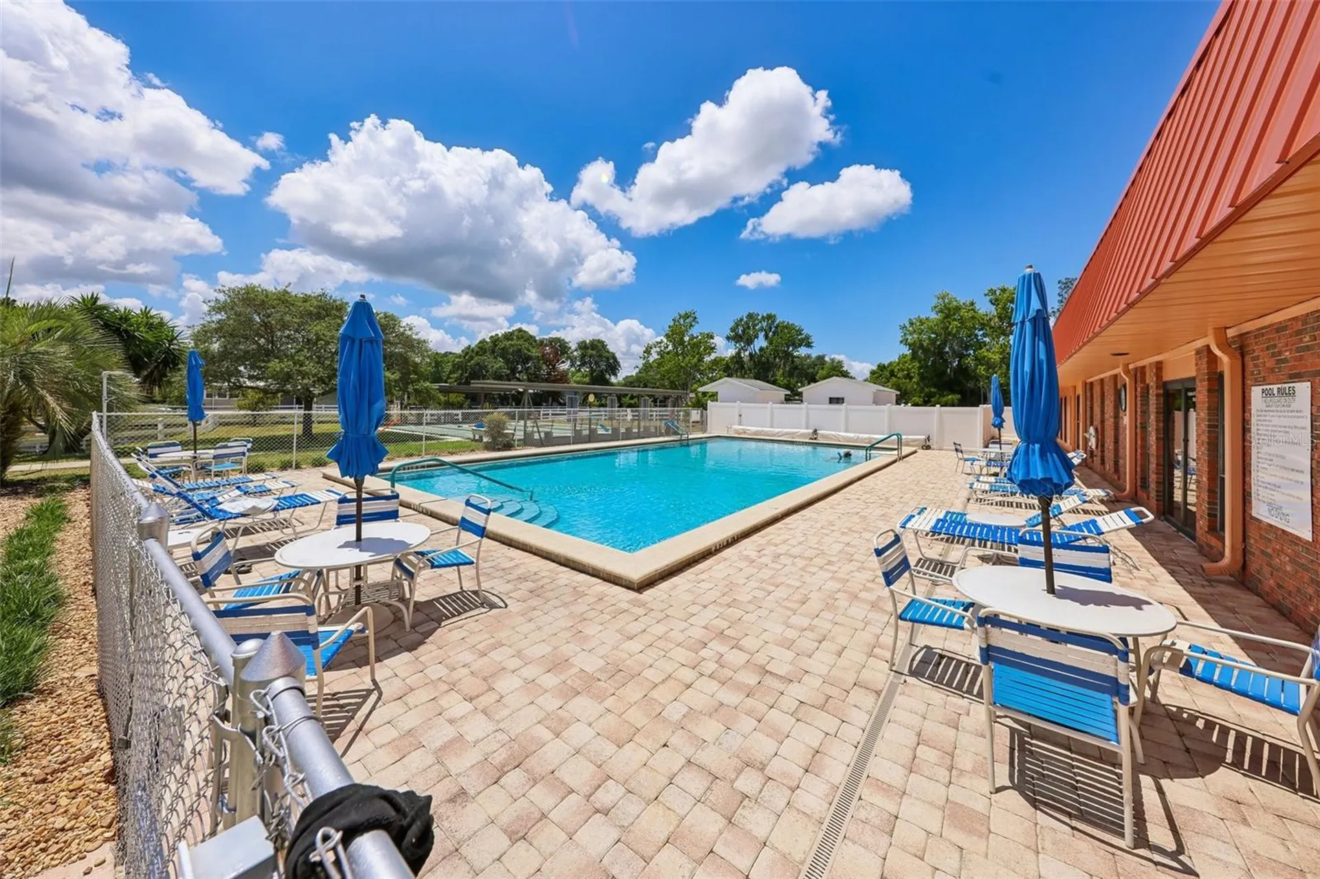 550 Saint Johns Road Tavares FL 32778