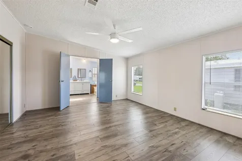 550 Saint Johns Road Tavares FL 32778