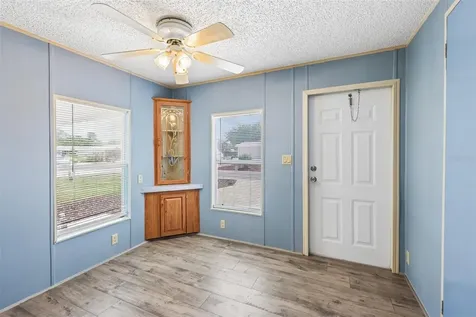 550 Saint Johns Road Tavares FL 32778