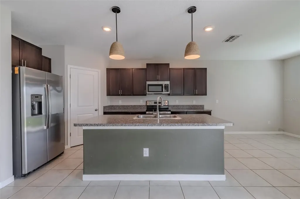 4712 Ron Eddie Tampa FL 33619