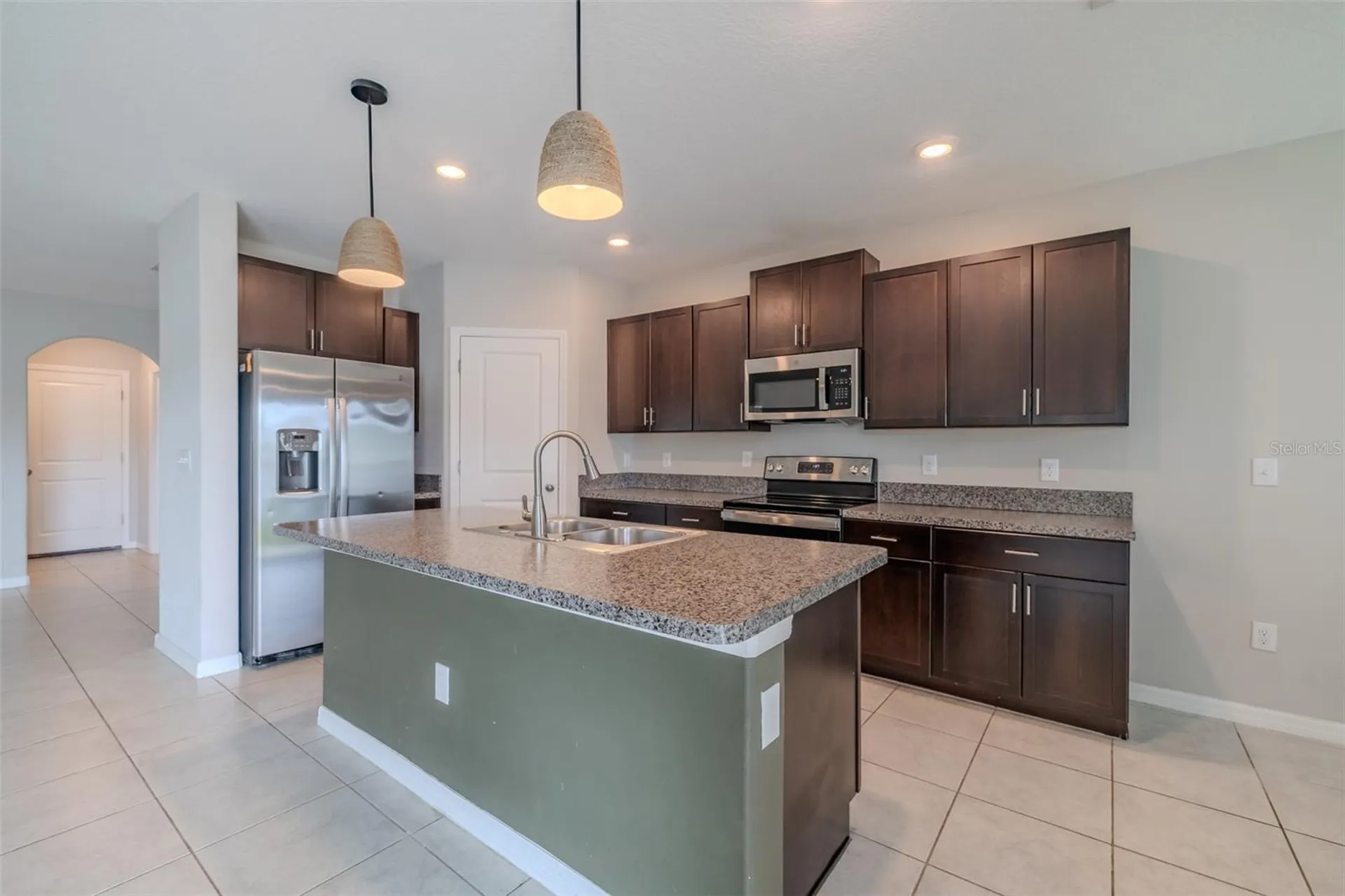 4712 Ron Eddie Tampa FL 33619