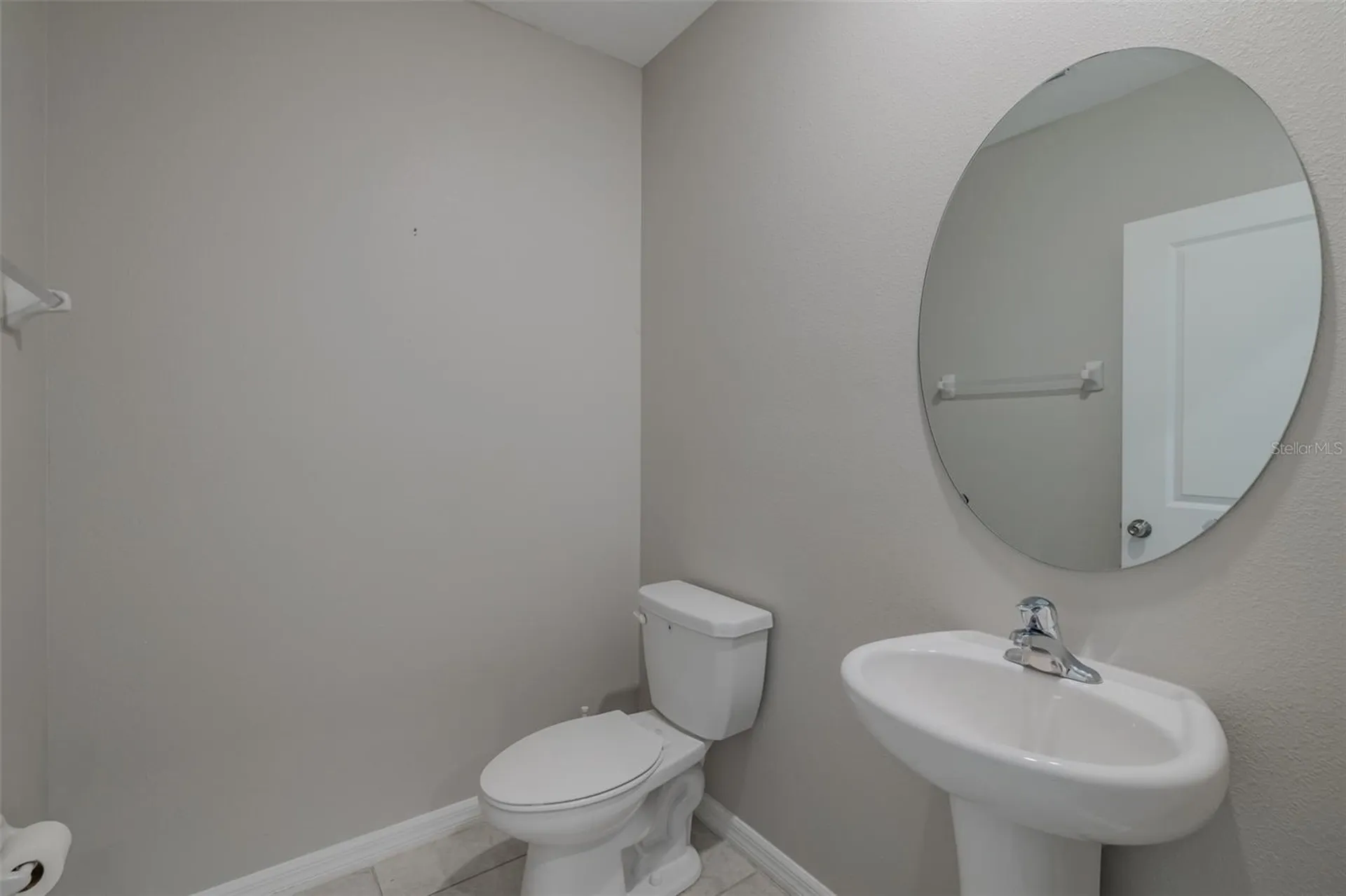 4712 Ron Eddie Tampa FL 33619