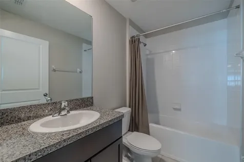 4712 Ron Eddie Tampa FL 33619