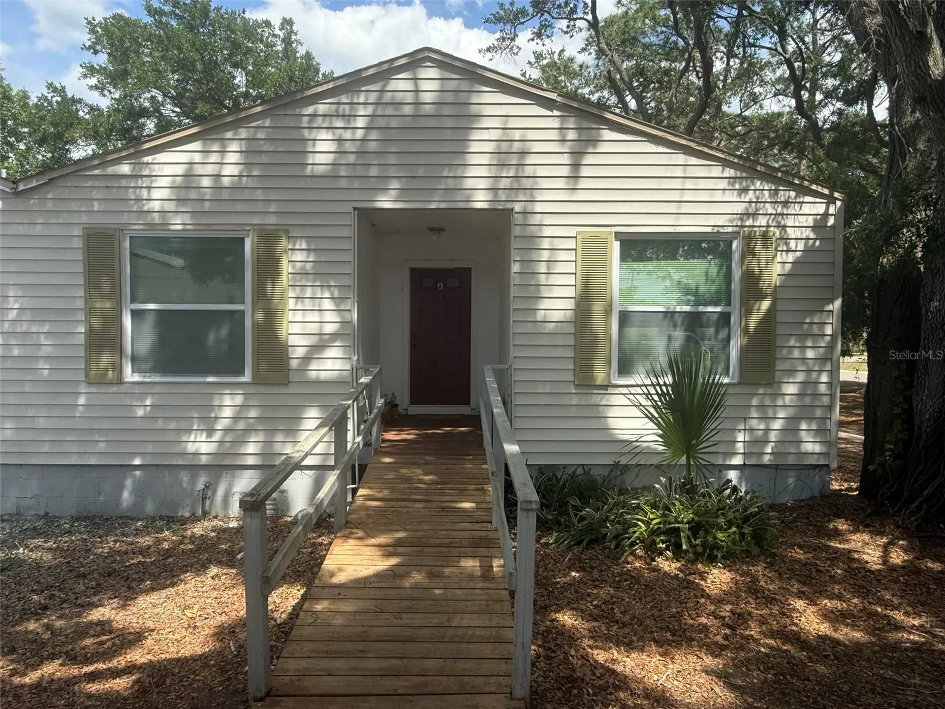 3664 Meriden Avenue Oldsmar FL 34677
