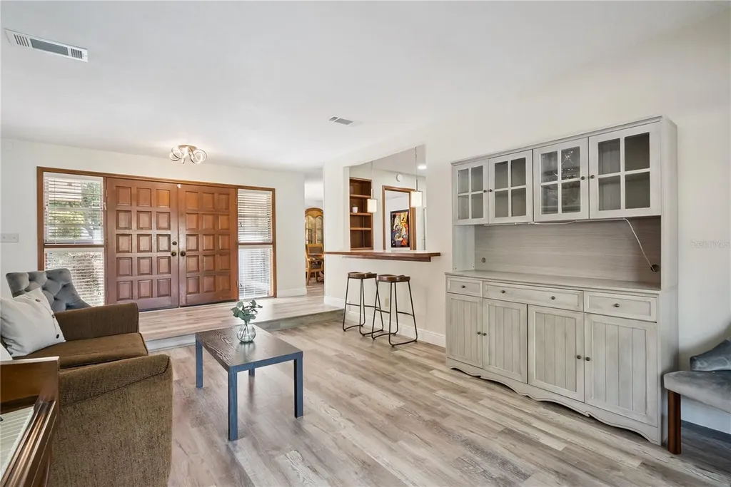 306 Hickory Drive Longwood FL 32779