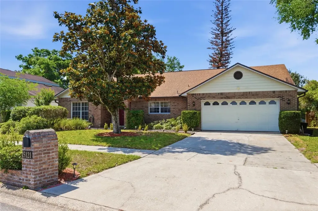 5121 Stratemeyer Drive Orlando FL 32839