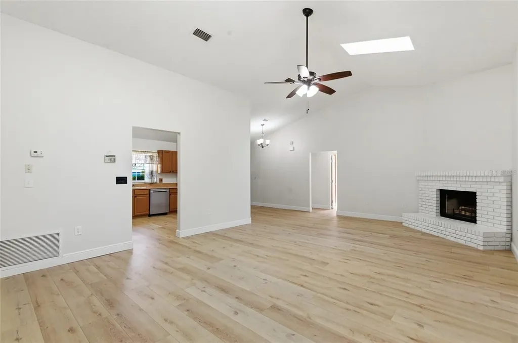 5121 Stratemeyer Drive Orlando FL 32839