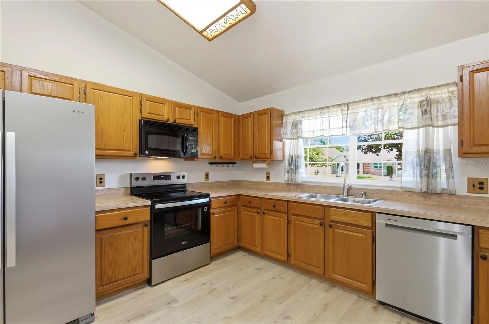 5121 Stratemeyer Drive Orlando FL 32839