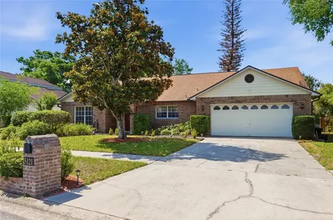 5121 Stratemeyer Drive Orlando FL 32839