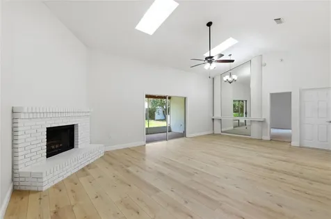 5121 Stratemeyer Drive Orlando FL 32839