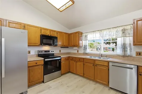 5121 Stratemeyer Drive Orlando FL 32839