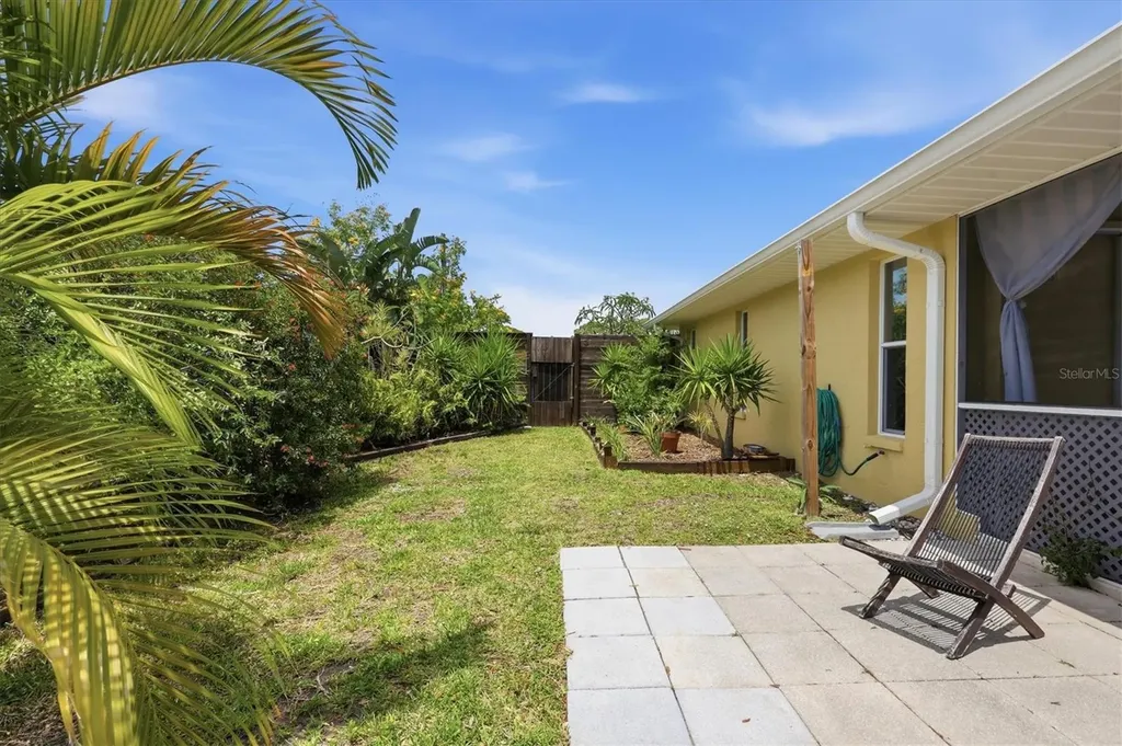 945 Macon Road Venice FL 34293