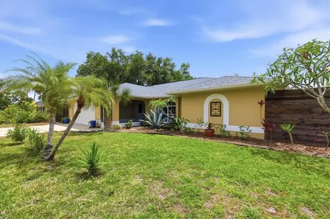 945 Macon Road Venice FL 34293
