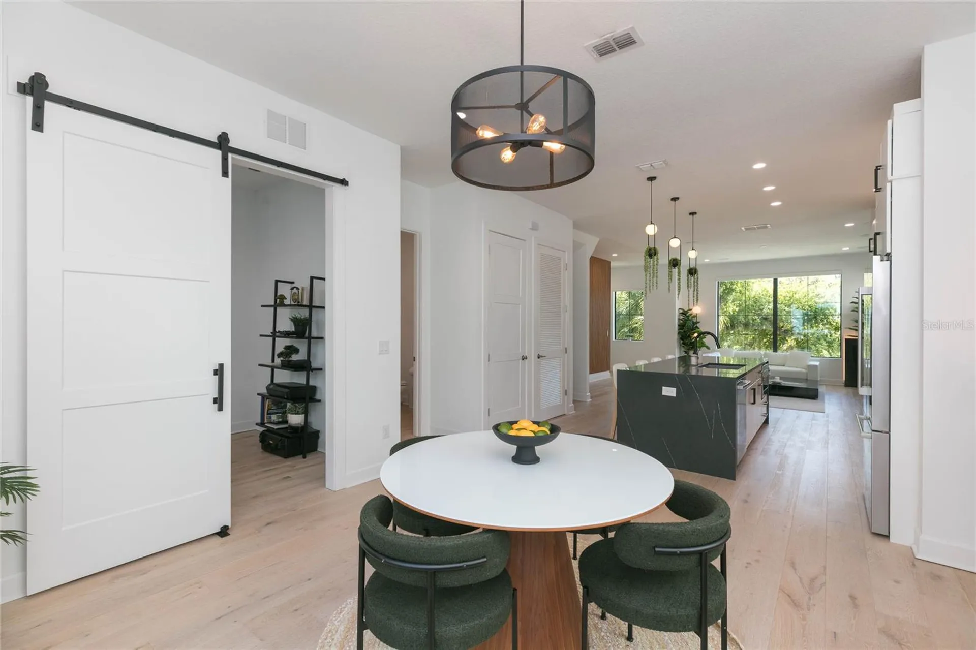 2851 W Gandy Boulevard Tampa FL 33611