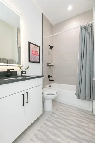 2851 W Gandy Boulevard Tampa FL 33611