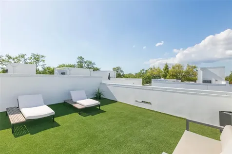 2851 W Gandy Boulevard Tampa FL 33611