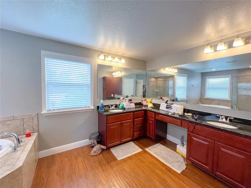 948 NW 252nd Drive Newberry FL 32669