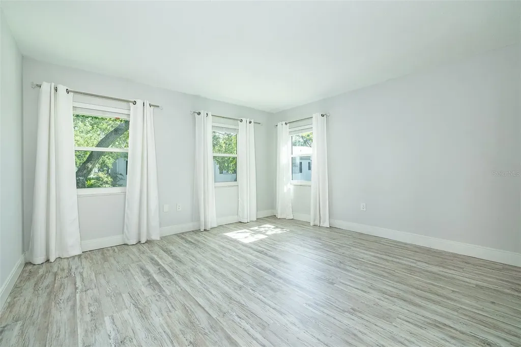 6950 Avenue Des Palais South Pasadena FL 33707
