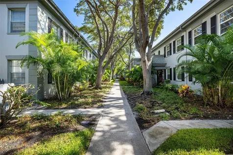 6950 Avenue Des Palais South Pasadena FL 33707