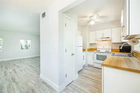 6950 Avenue Des Palais South Pasadena FL 33707