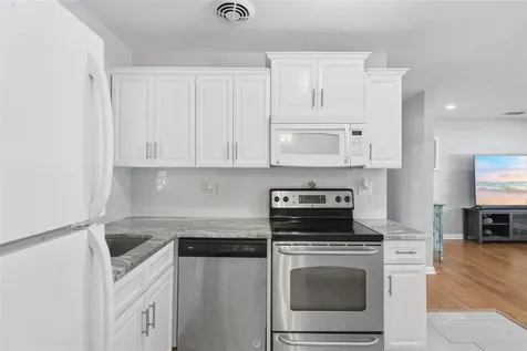 65 Community Drive Debary FL 32713