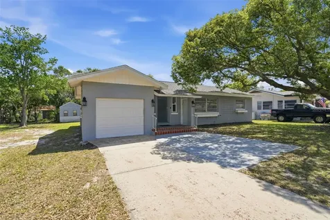 65 Community Drive Debary FL 32713