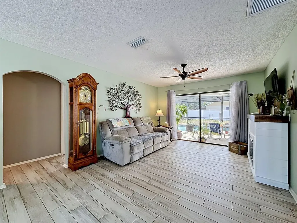 7810 Vienna Lane Port Richey FL 34668