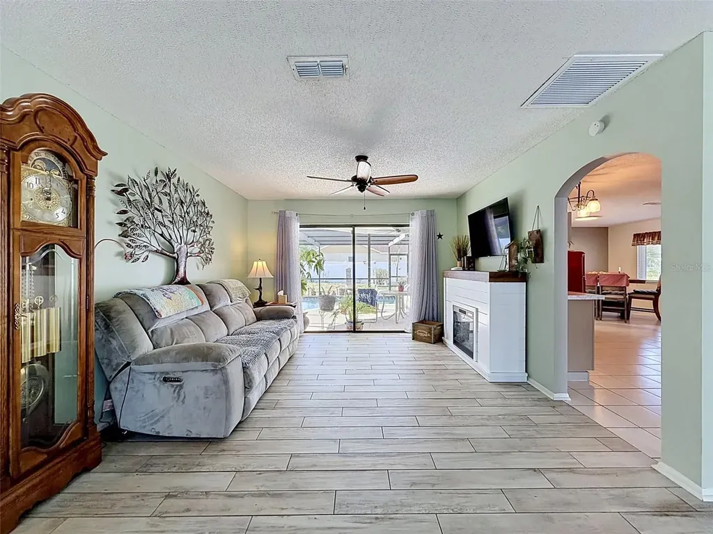 7810 Vienna Lane Port Richey FL 34668