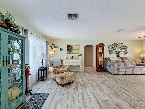 7810 Vienna Lane Port Richey FL 34668