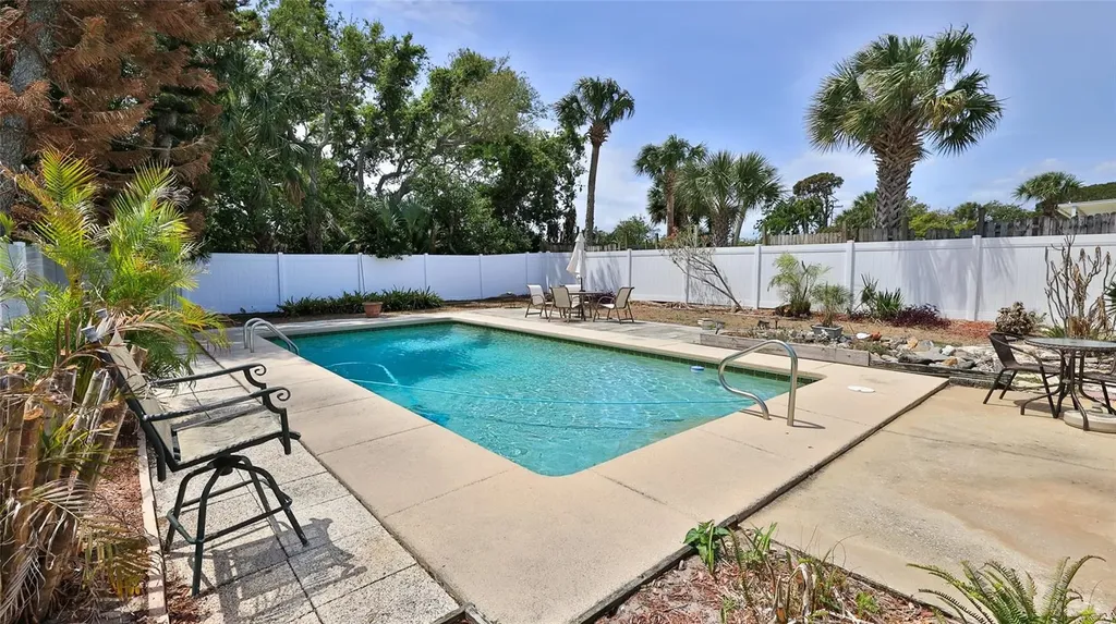 322 Zelda Boulevard Daytona Beach FL 32118