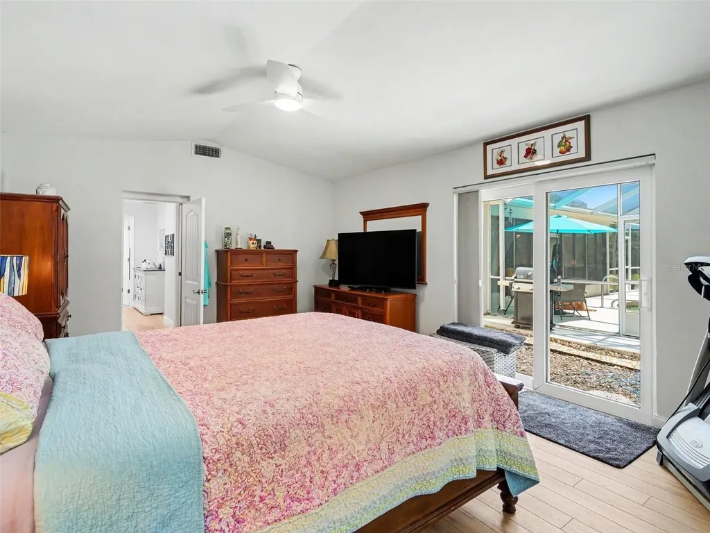 4440 Meadow Creek Circle Sarasota FL 34233