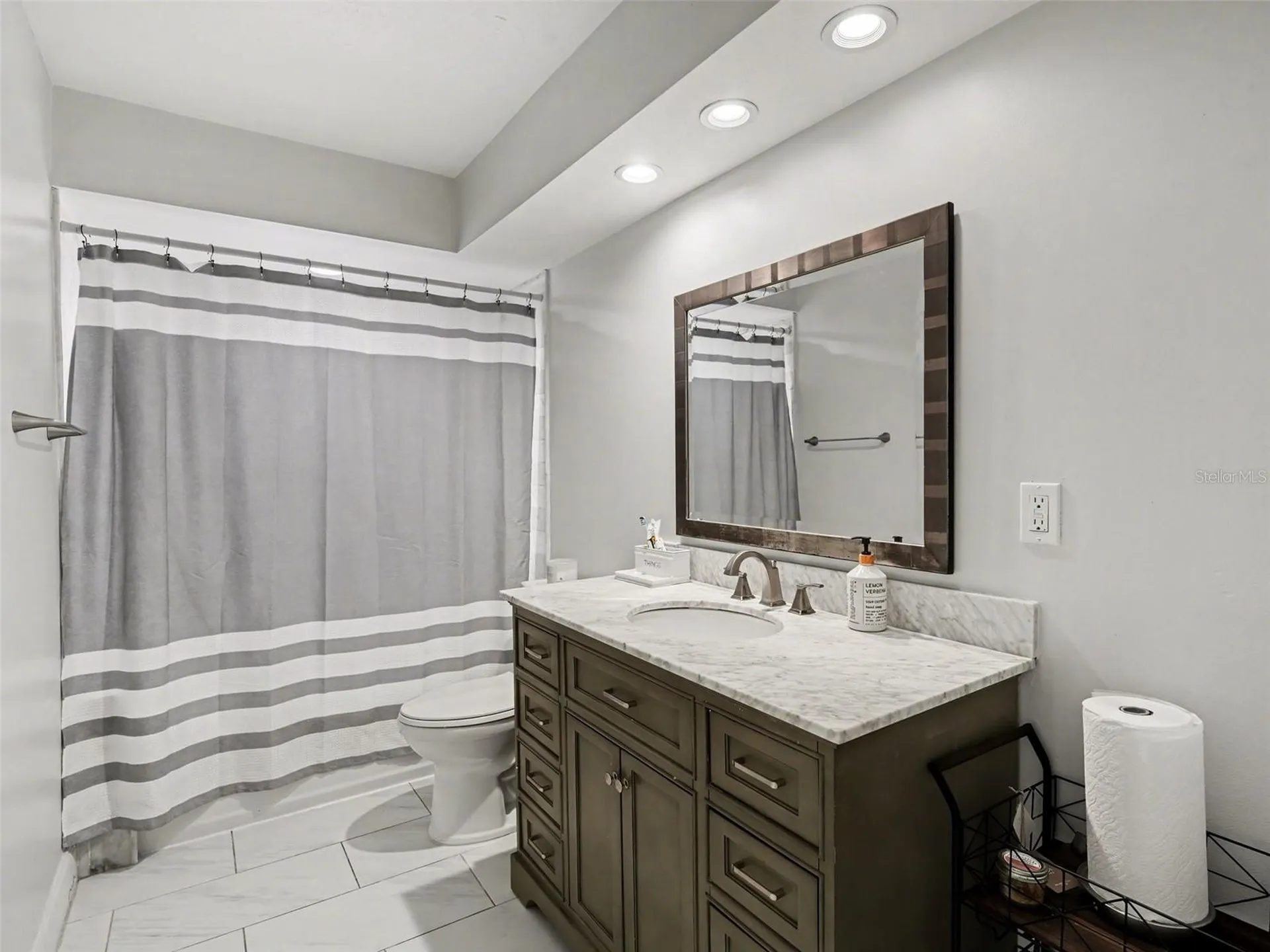 4440 Meadow Creek Circle Sarasota FL 34233