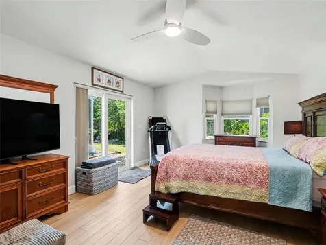 4440 Meadow Creek Circle Sarasota FL 34233