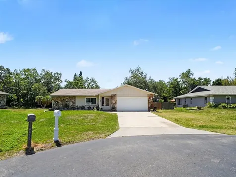 4440 Meadow Creek Circle Sarasota FL 34233