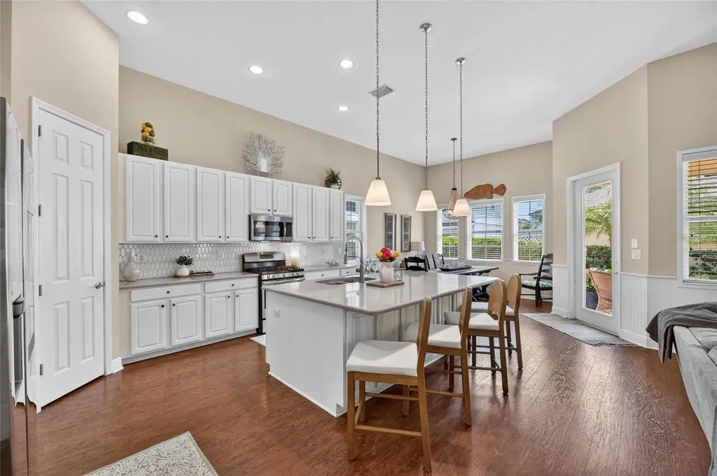 508 Winterside Drive Apollo Beach FL 33572