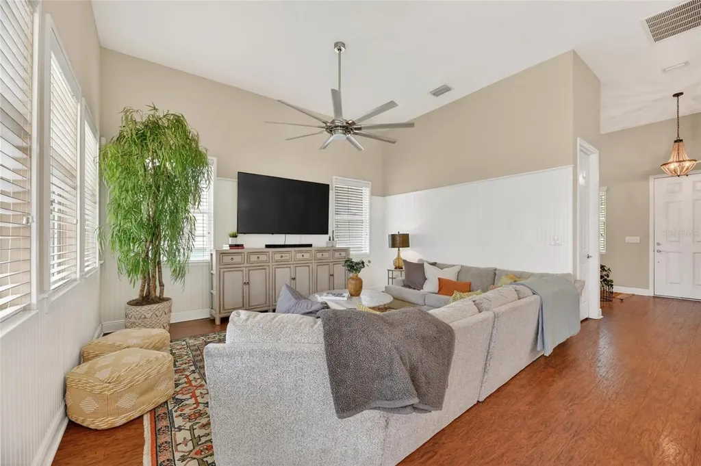 508 Winterside Drive Apollo Beach FL 33572